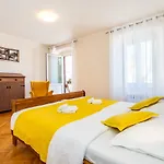 Appartement Caesar By Belmont Realty