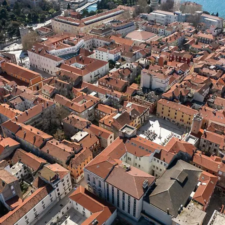 Lejlighed Caesar By Belmont Realty *