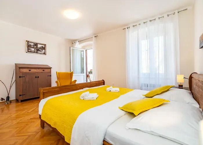 公寓 Caesar By Belmont Realty